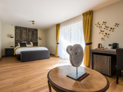L'hôtel Koru est décoré sur le thème du voyage, chaque chambre est inspirée d'une destination visitée par les propriétaires