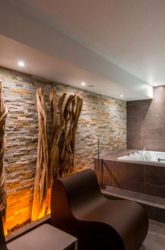jacuzzi jacuzzi